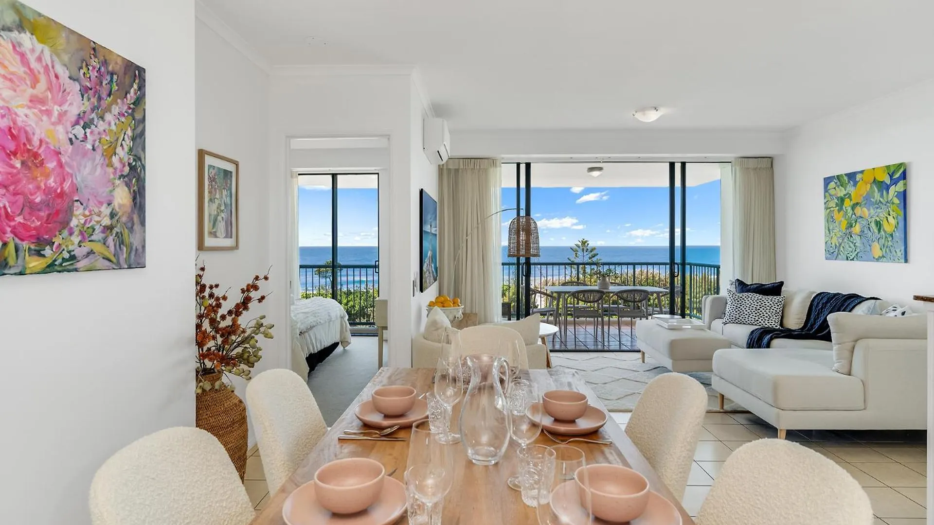 Alex Beachfront Apartment Alexandra Headland